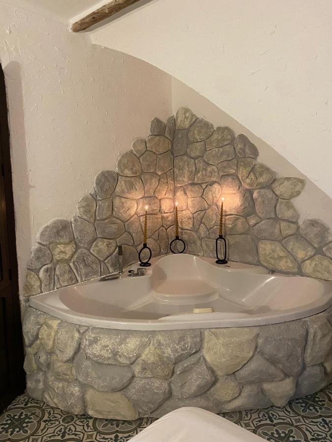 El Escondite De Martina, Aticos Romanticos Setenil De Las Bodegas 외부 사진